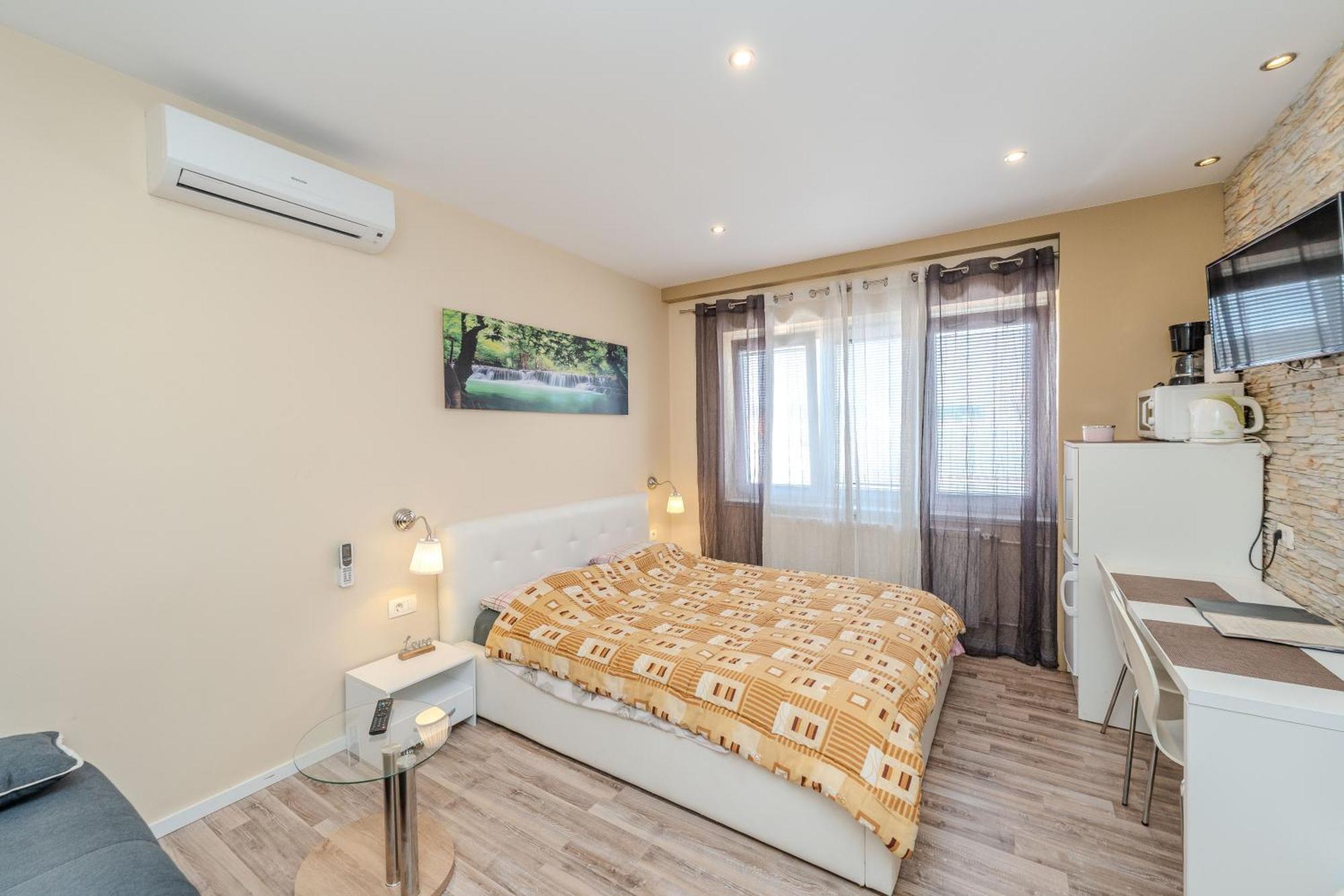 Apartments Bracic Spa Sukošan Екстериор снимка